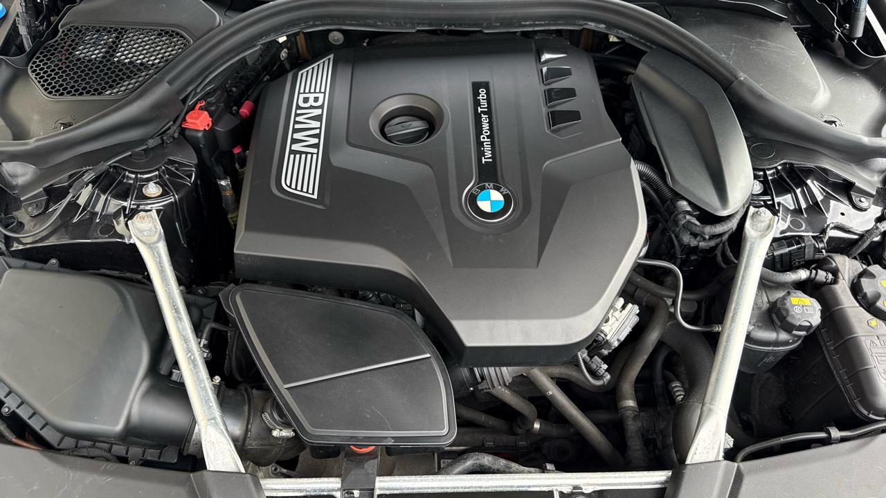 BMW 5 Series 530i xDrive Sedan 2019