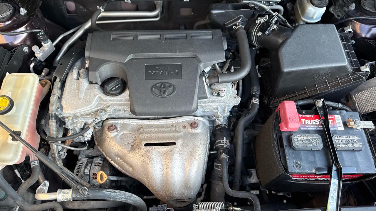 Toyota RAV4 LE AWD (Natl) 2018