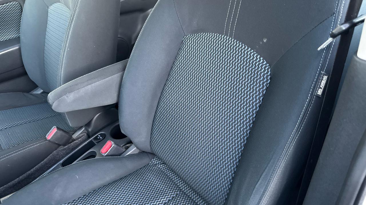 Nissan Versa Note SV CVT 2017