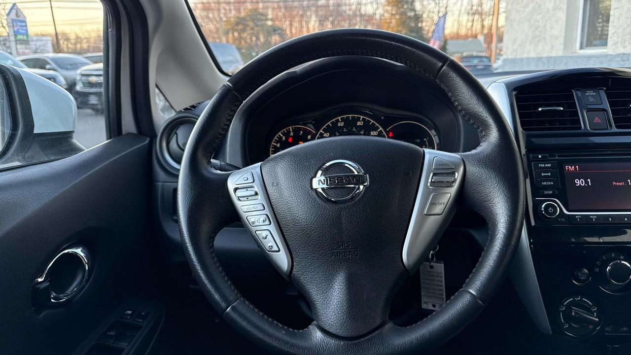 Nissan Versa Note SV CVT 2017