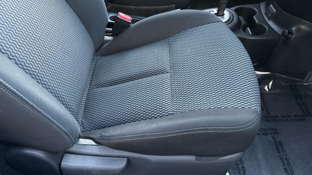 Nissan Versa Note SV CVT 2017