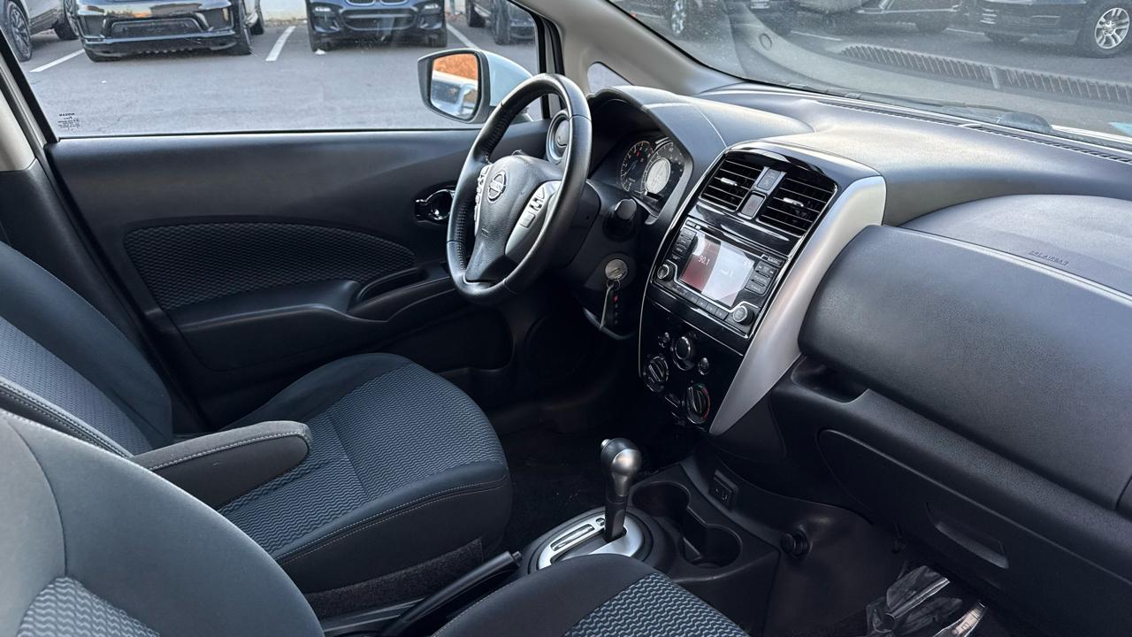 Nissan Versa Note SV CVT 2017