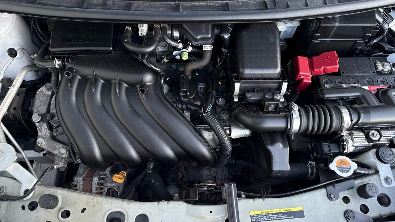 Nissan Versa Note SV CVT 2017