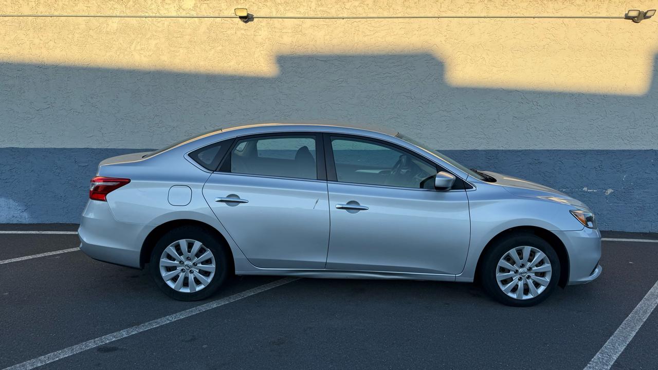 Nissan Sentra S CVT 2018
