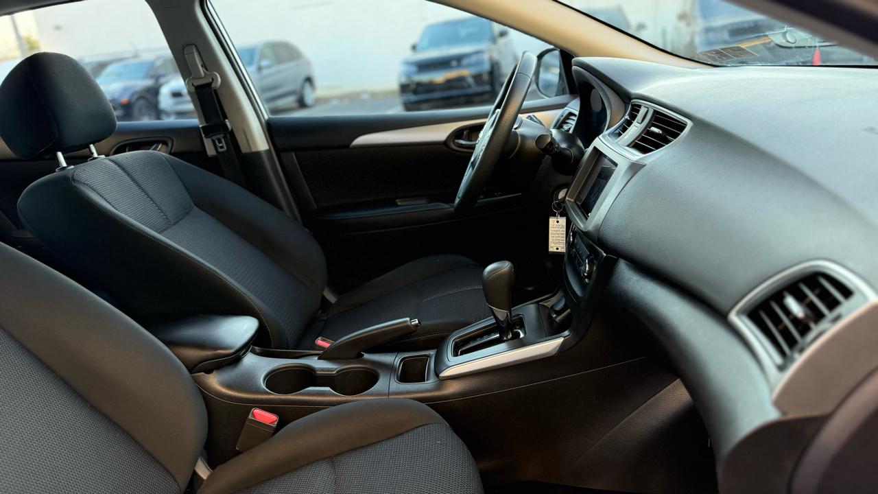 Nissan Sentra S CVT 2018