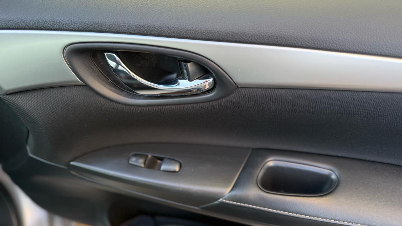 Nissan Sentra S CVT 2018