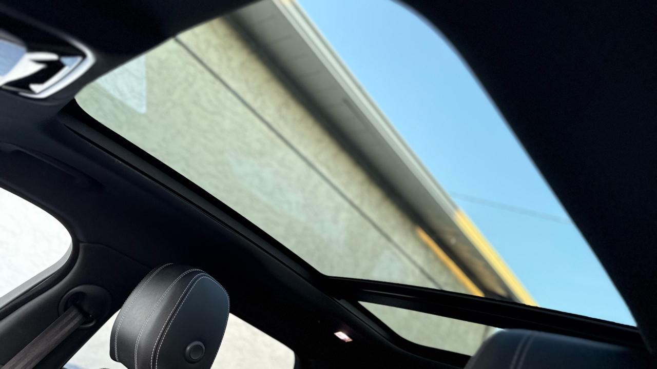 Land Rover Range Rover Velar P250 R-Dynamic SE 2019