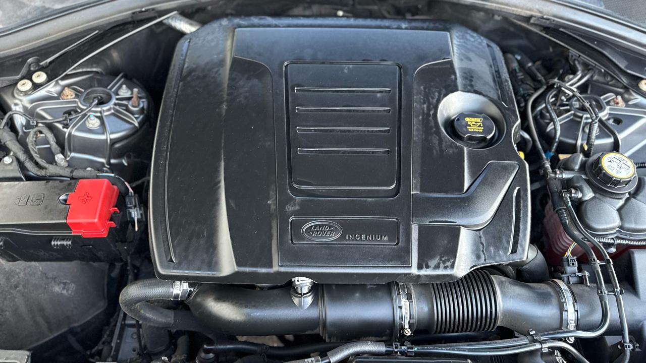 Land Rover Range Rover Velar P250 R-Dynamic SE 2019