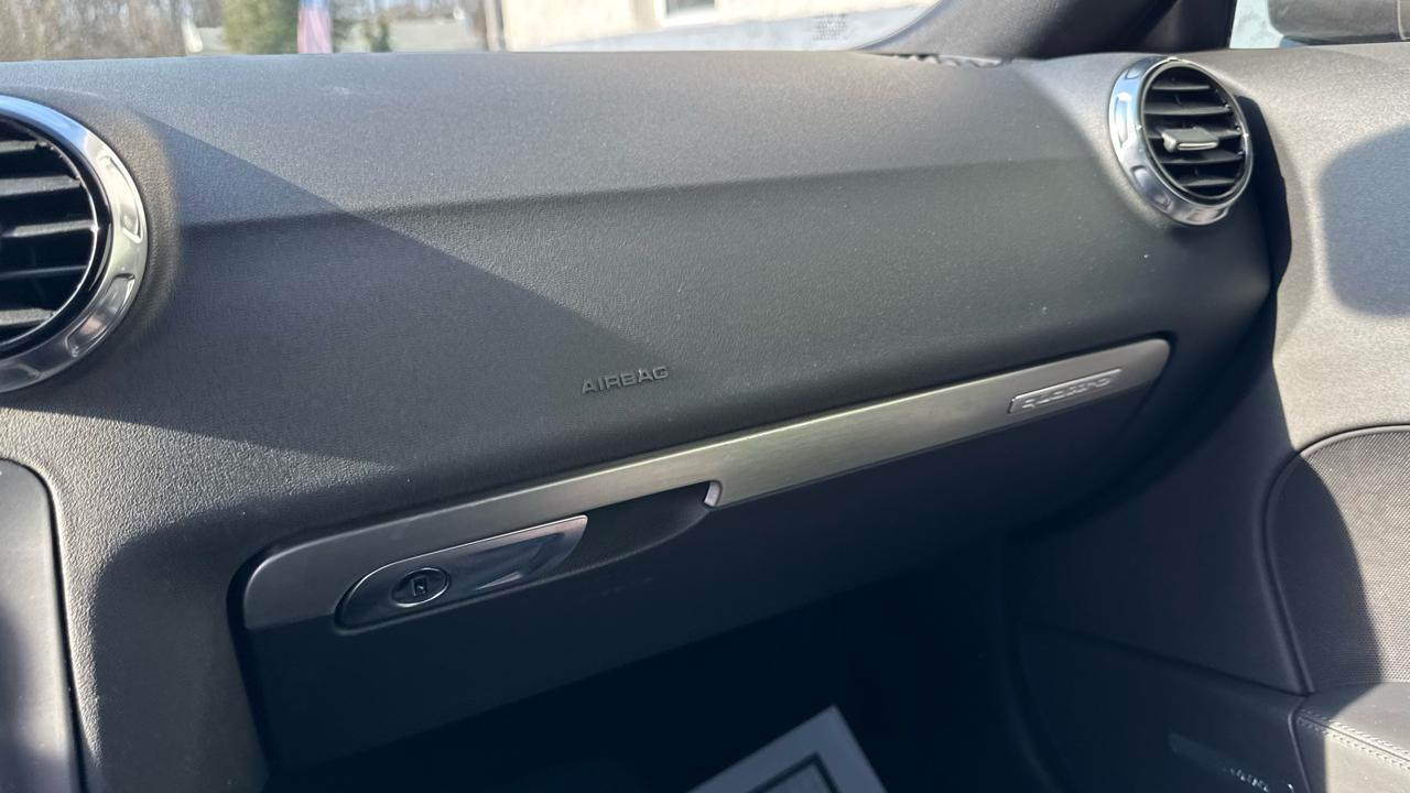 Audi TT 2dr Cpe S tronic quattro 2.0T 2015