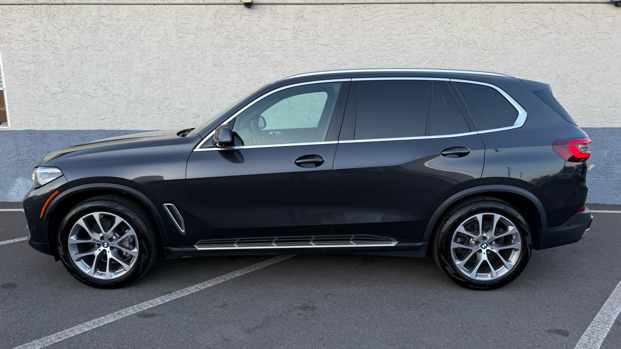 BMW X5 xDrive40i Sports Activity Vehicle 2023