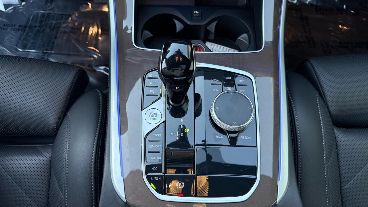 BMW X5 xDrive40i Sports Activity Vehicle 2023