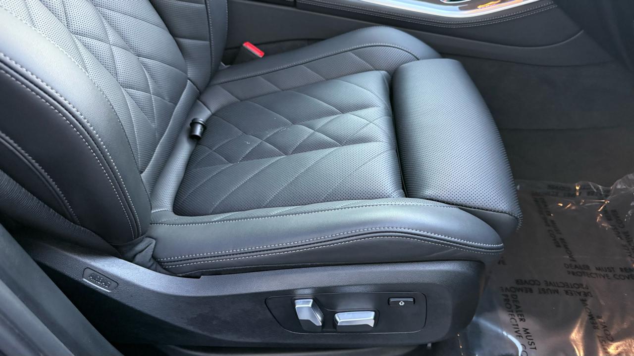 BMW X5 xDrive40i Sports Activity Vehicle 2023