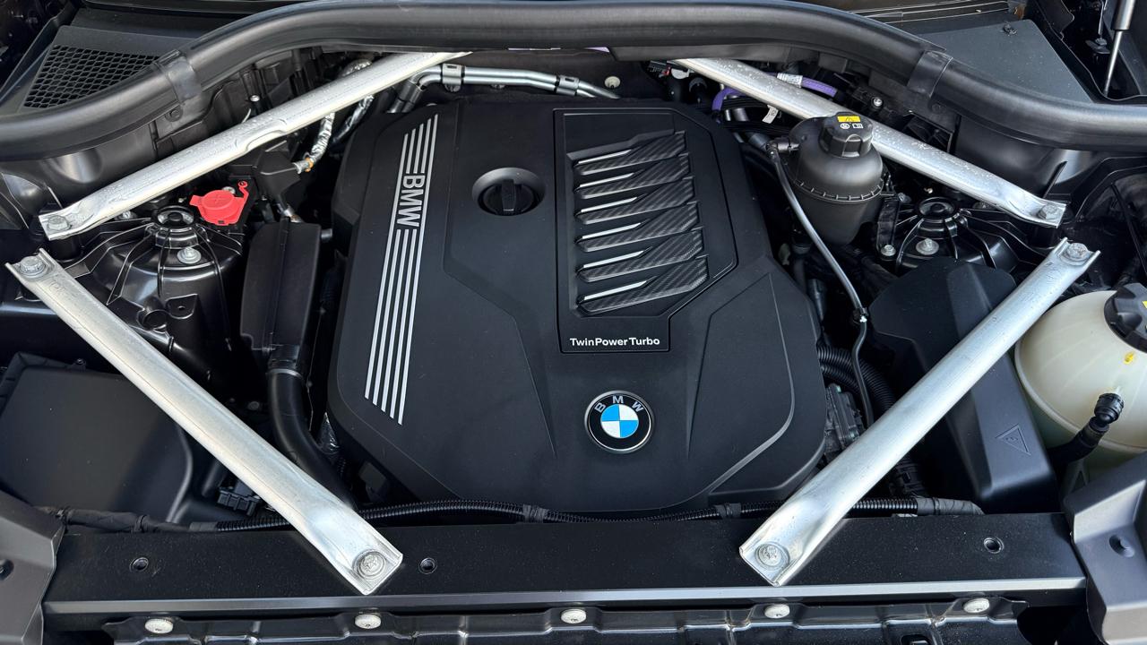 BMW X5 xDrive40i Sports Activity Vehicle 2023