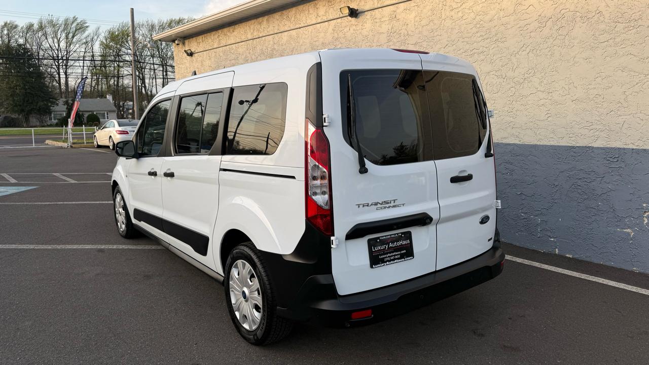 Ford Transit Connect Wagon XL LWB w/Rear Symmetrical Doors 2020