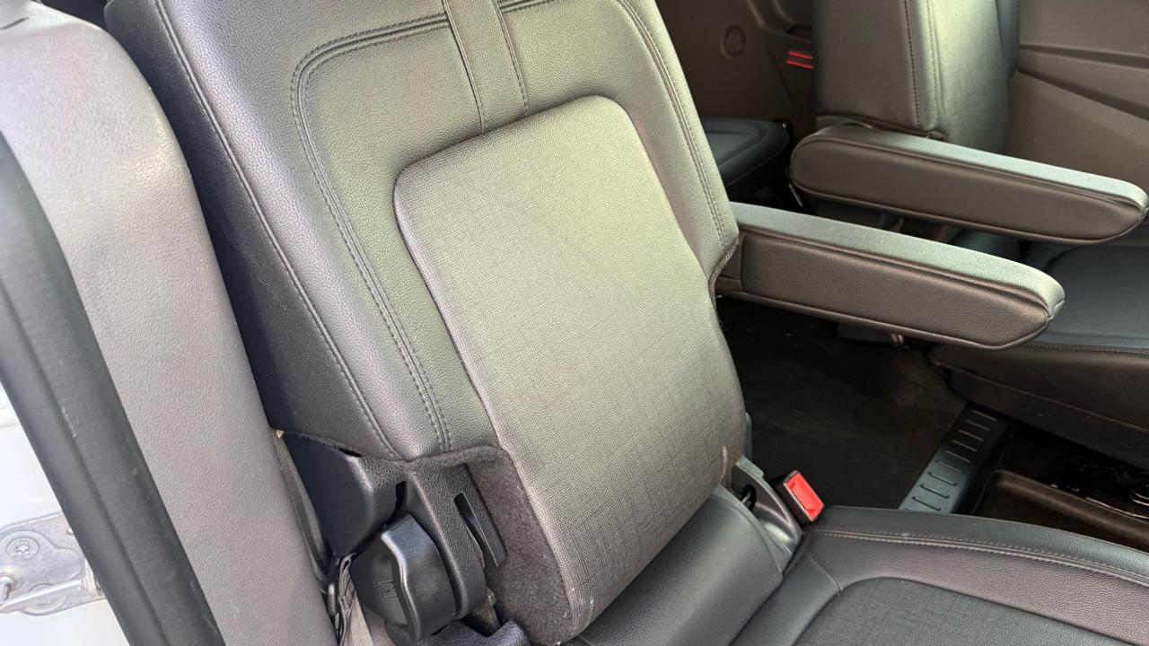 Ford Transit Connect Wagon XL LWB w/Rear Symmetrical Doors 2020