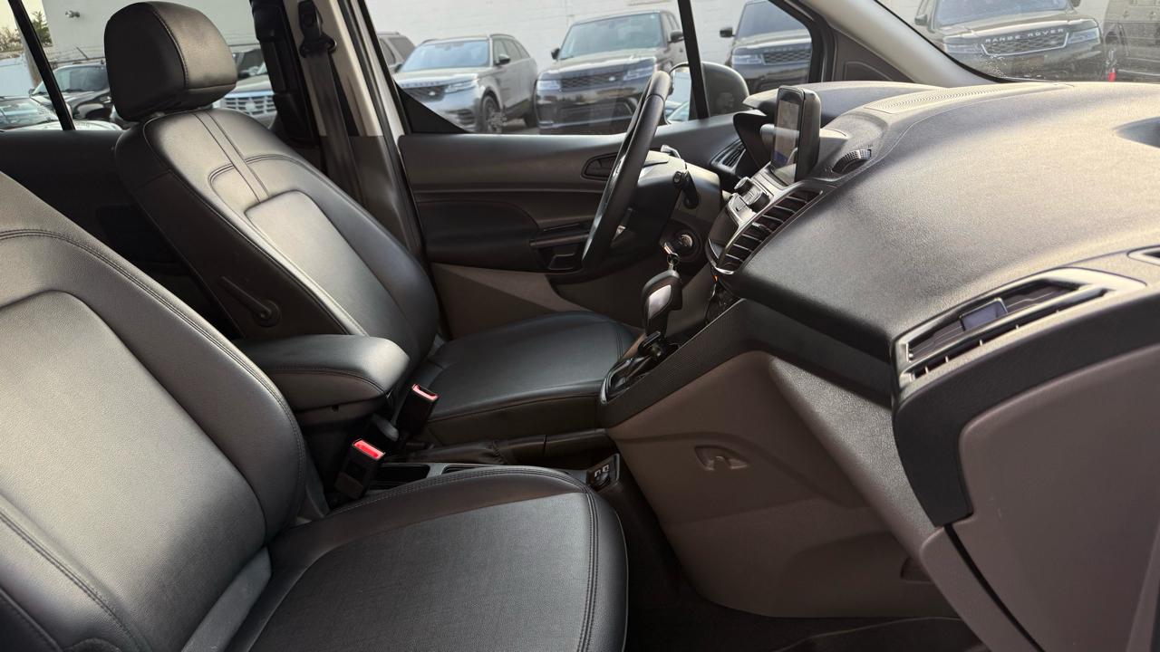 Ford Transit Connect Wagon XL LWB w/Rear Symmetrical Doors 2020