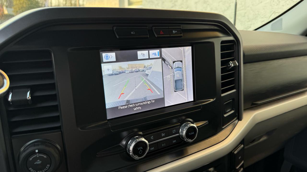 Ford F-150 Lariat 4WD SuperCab 8' Box 2022