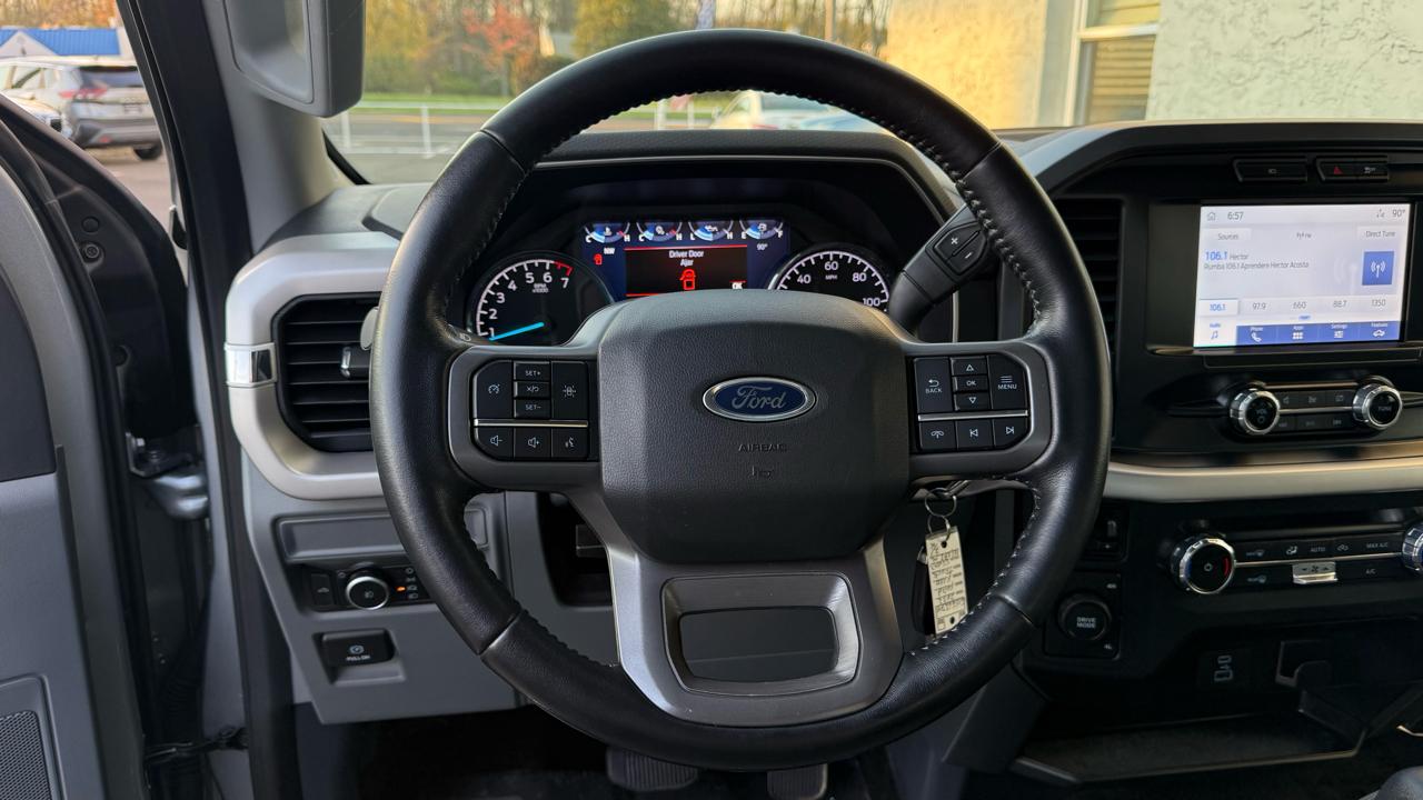 Ford F-150 Lariat 4WD SuperCab 8' Box 2022