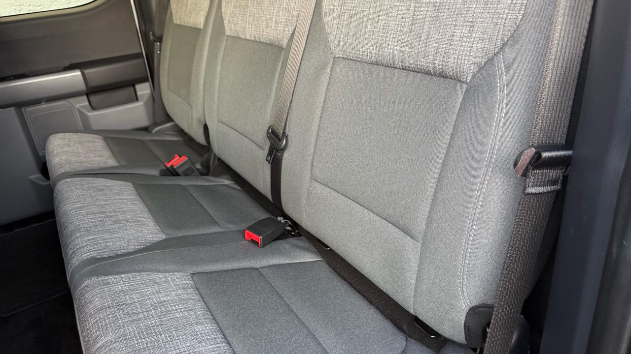 Ford F-150 Lariat 4WD SuperCab 8' Box 2022