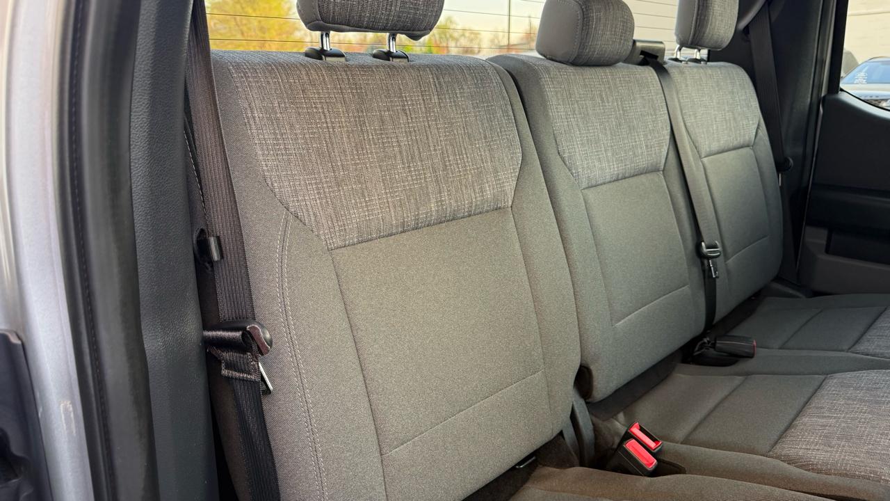 Ford F-150 Lariat 4WD SuperCab 8' Box 2022