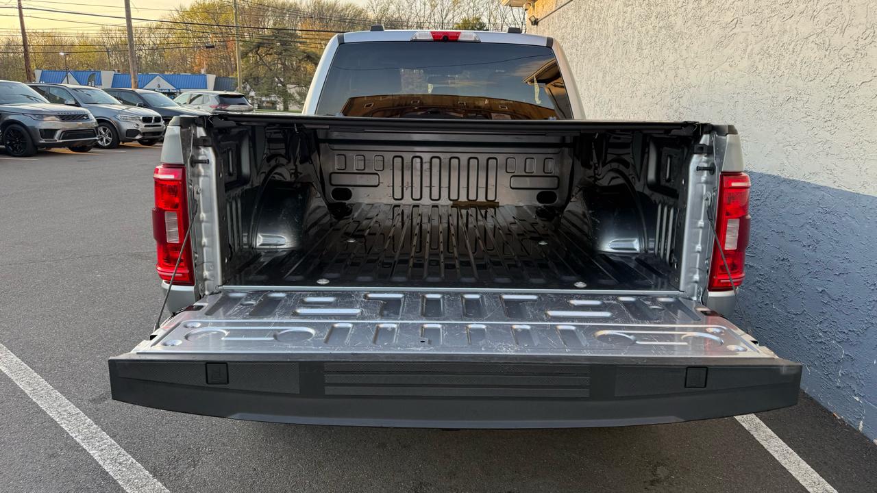 Ford F-150 Lariat 4WD SuperCab 8' Box 2022