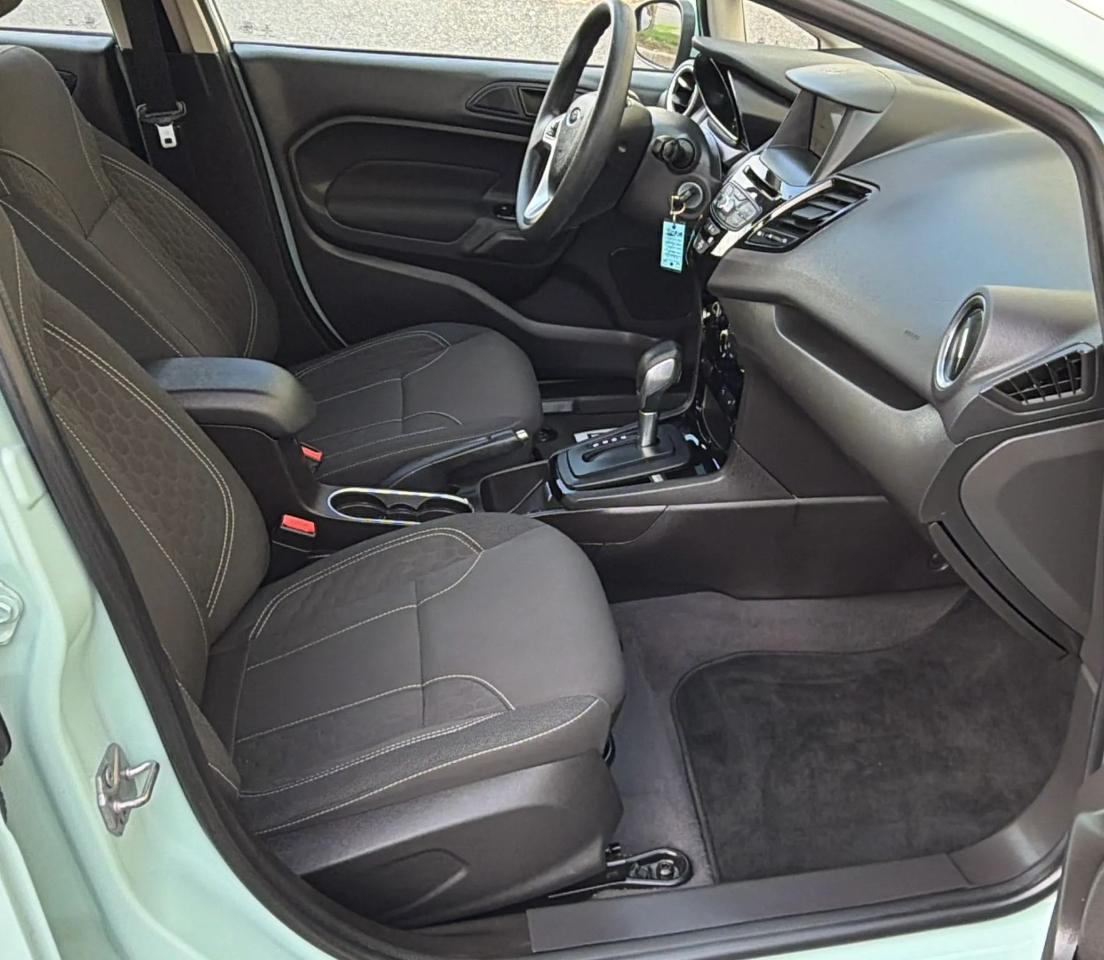 Ford Fiesta SE Sedan 2019