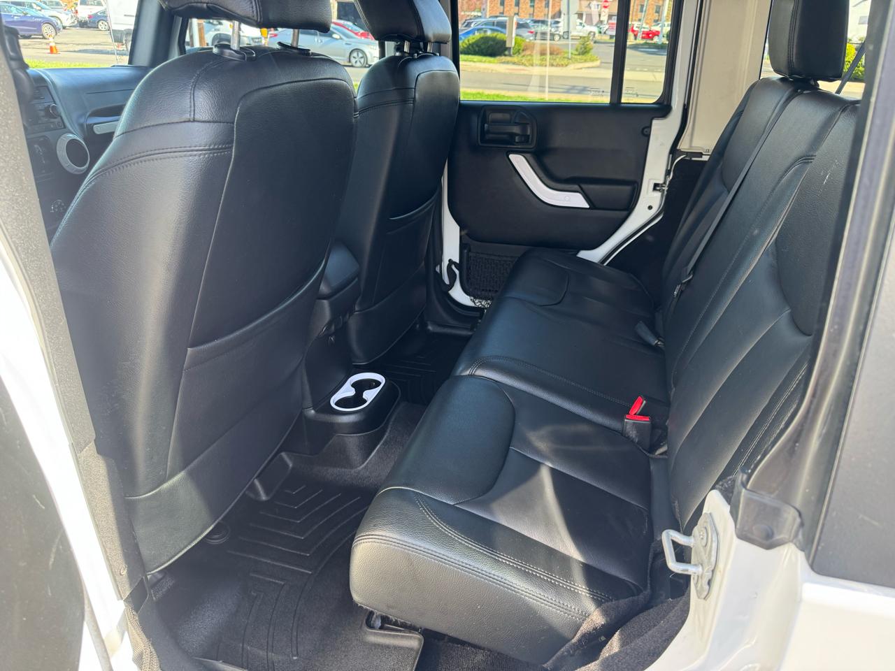 Jeep Wrangler Unlimited 4WD 4dr Sport 2016