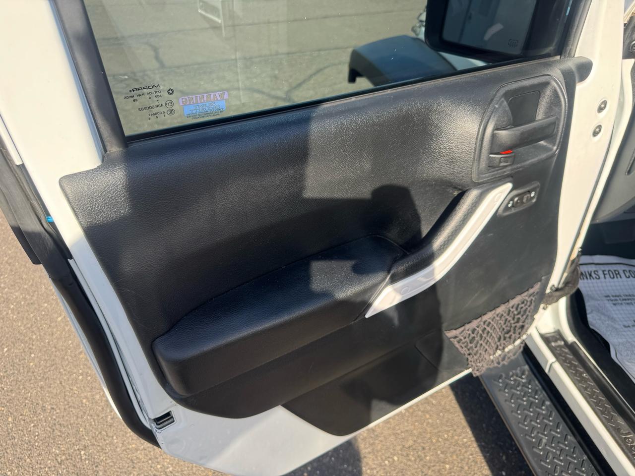 Jeep Wrangler Unlimited 4WD 4dr Sport 2016