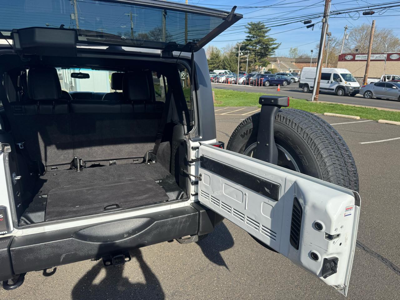 Jeep Wrangler Unlimited 4WD 4dr Sport 2016