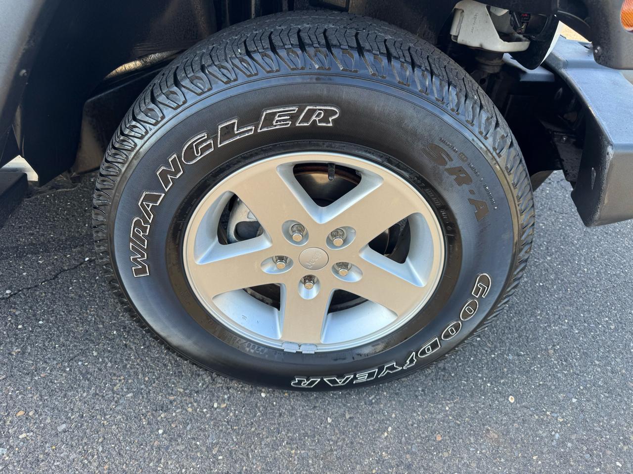 Jeep Wrangler Unlimited 4WD 4dr Sport 2016