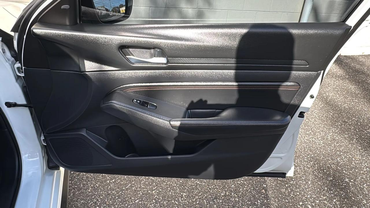 Nissan Altima 2.5 SR Sedan 2019