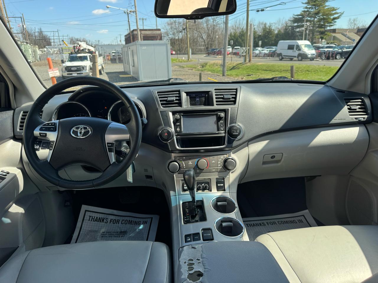 Toyota Highlander 4WD 4dr V6 (Natl) 2013