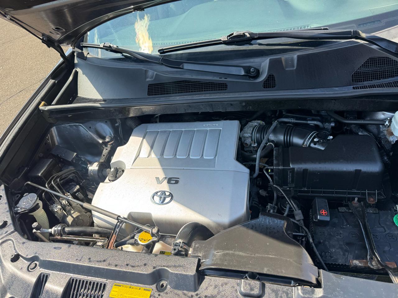 Toyota Highlander 4WD 4dr V6 (Natl) 2013