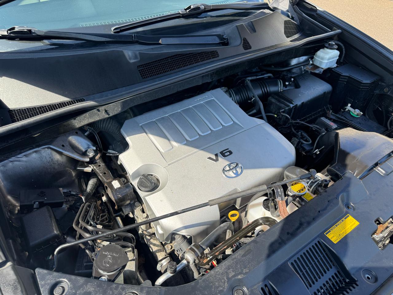 Toyota Highlander 4WD 4dr V6 (Natl) 2013