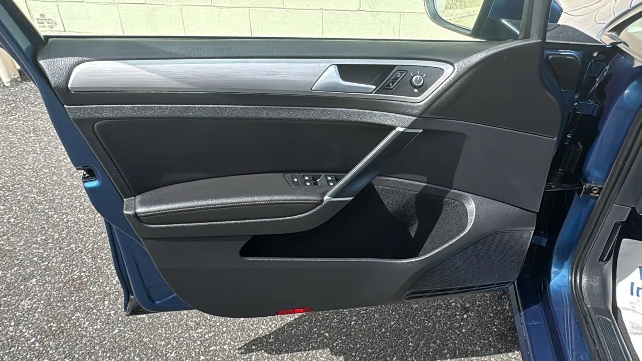 Volkswagen Golf 4dr HB Auto TSI S 2015