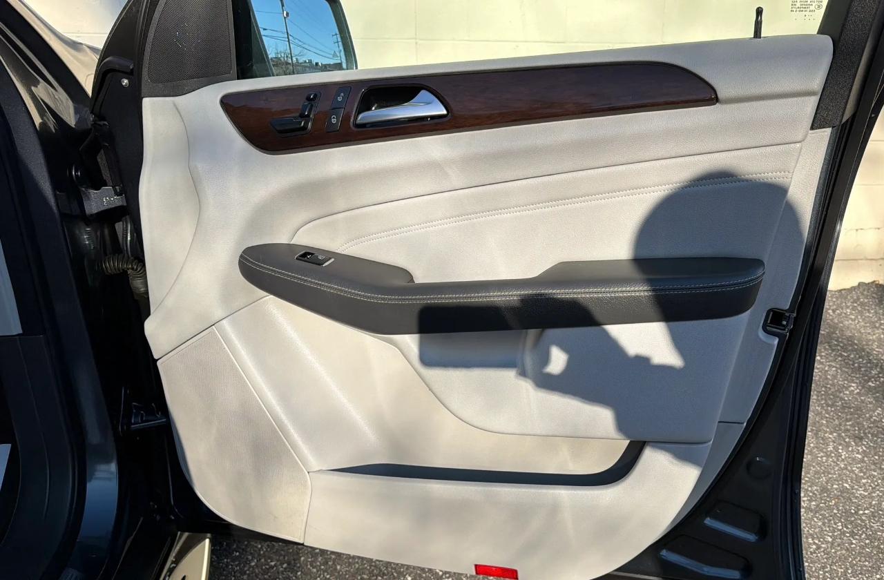 Mercedes-Benz M-Class 4MATIC 4dr ML 350 2014