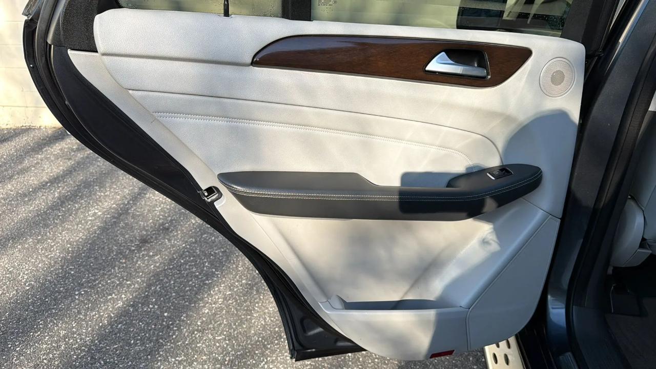 Mercedes-Benz M-Class 4MATIC 4dr ML 350 2014