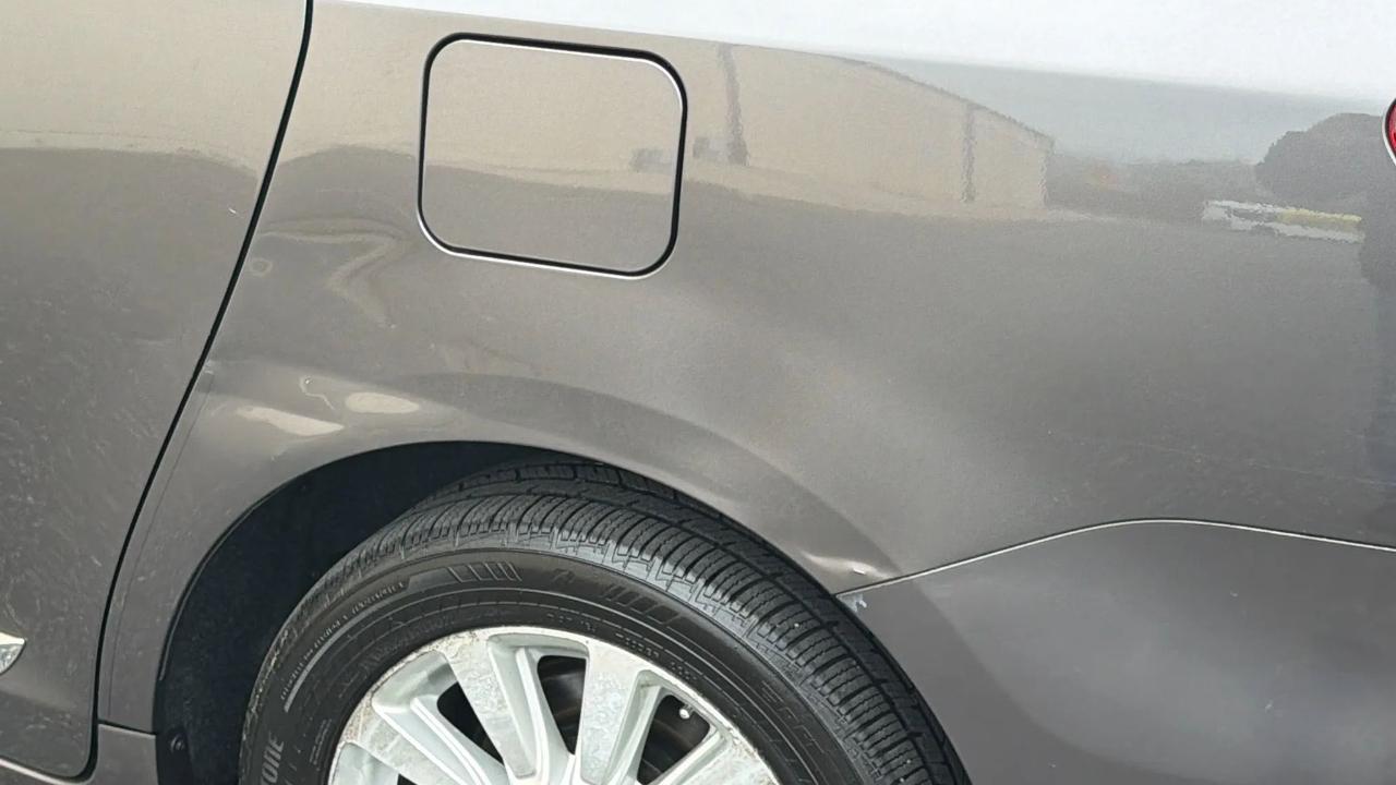 Toyota Sienna 5dr 7-Pass Van V6 Ltd AWD (Natl) 2013