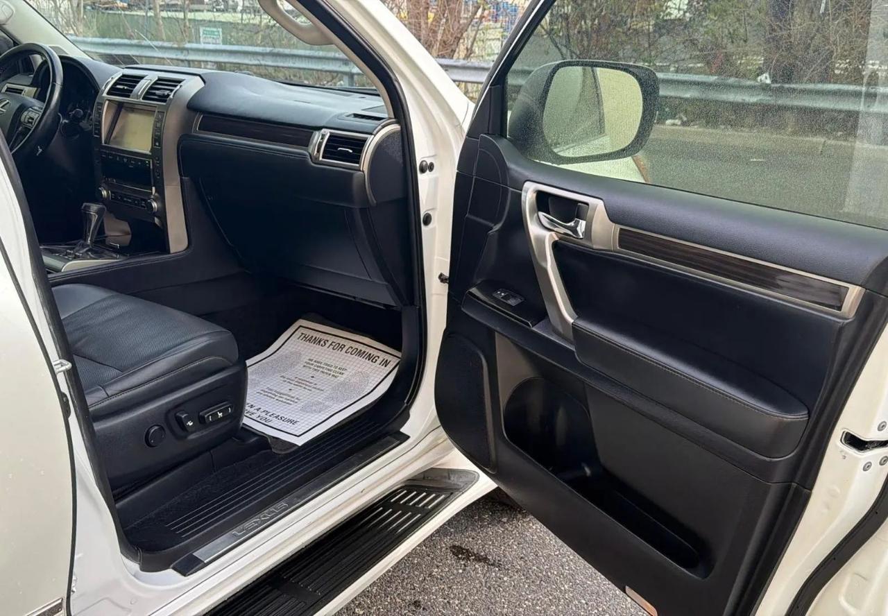 Lexus GX 460 4WD 4dr Luxury 2014