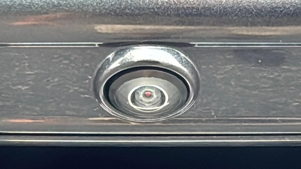 RAM 1500 Laramie 4x4 Crew Cab 5'7" Box 2020