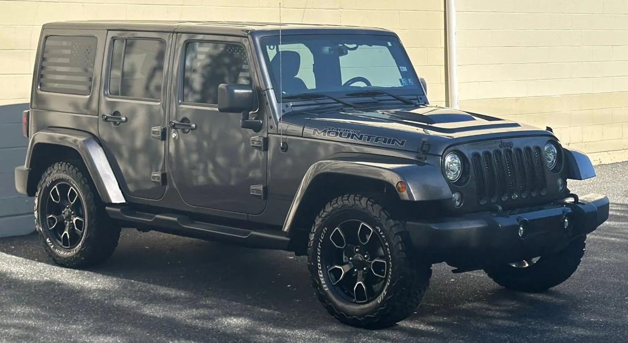 Jeep Wrangler Unlimited Smoky Mountain 4x4 *Ltd Avail* 2017