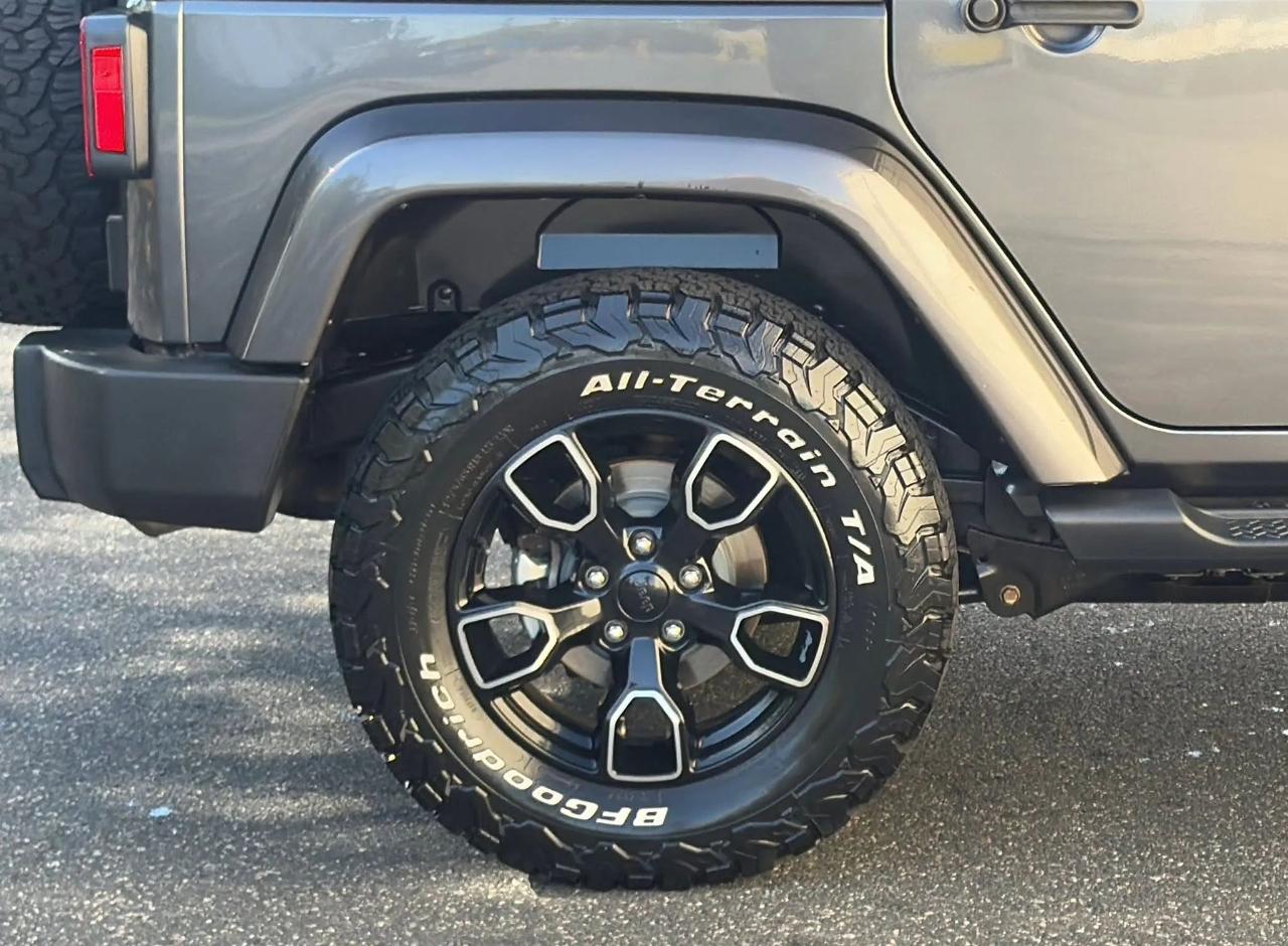 Jeep Wrangler Unlimited Smoky Mountain 4x4 *Ltd Avail* 2017