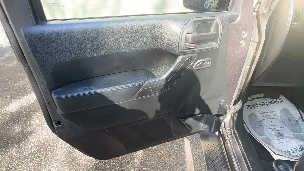 Jeep Wrangler Unlimited Smoky Mountain 4x4 *Ltd Avail* 2017