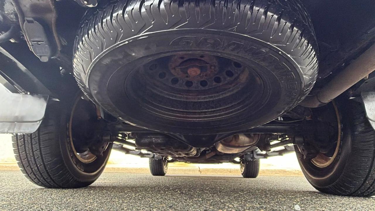 Toyota 4Runner 4WD 4dr V6 Trail Premium (Natl) 2015