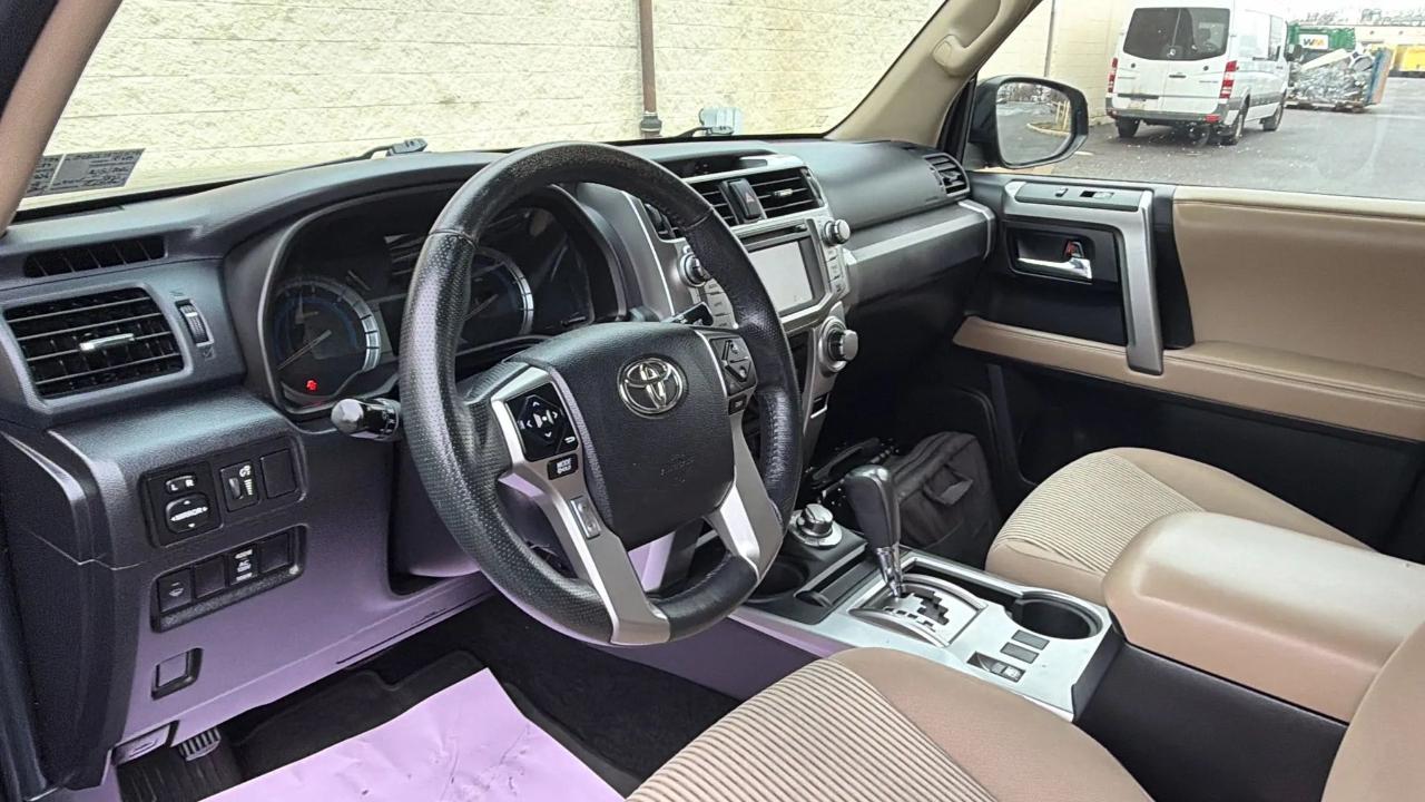 Toyota 4Runner 4WD 4dr V6 Trail Premium (Natl) 2015