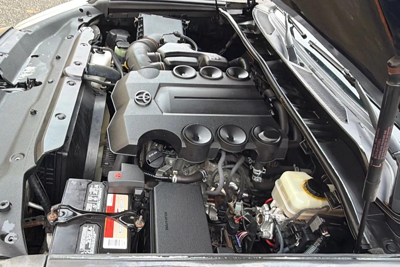 Toyota 4Runner 4WD 4dr V6 Trail Premium (Natl) 2015