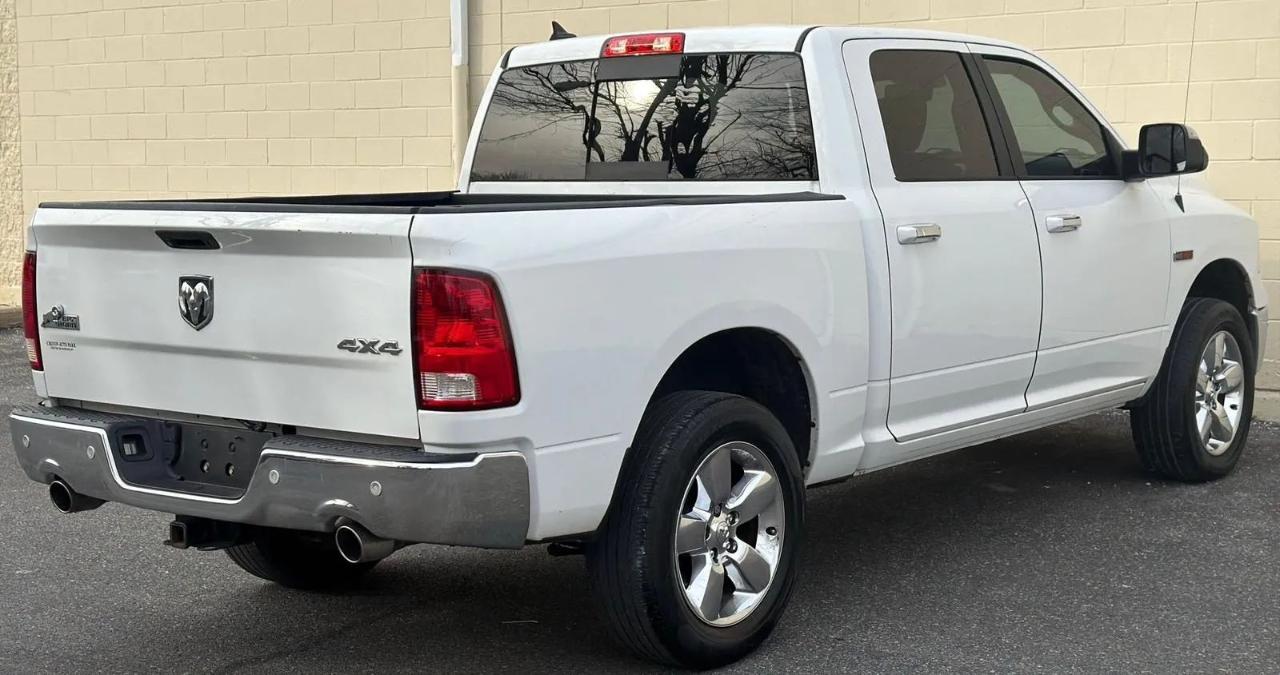 RAM 1500 Big Horn 4x4 Crew Cab 5'7" Box 2018