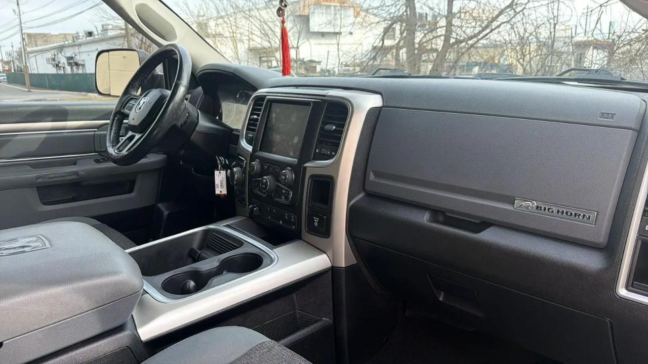 RAM 1500 Big Horn 4x4 Crew Cab 5'7" Box 2018