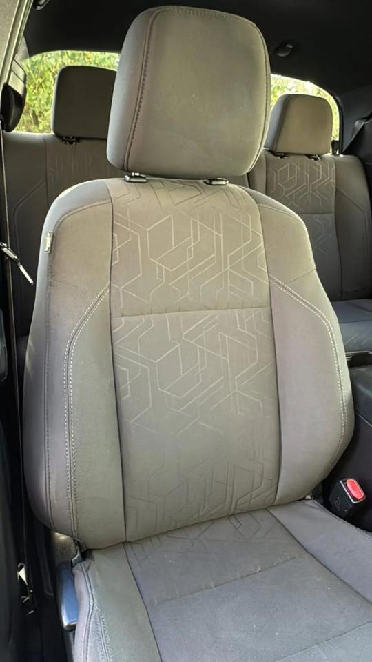 Toyota Tacoma 4WD Double Cab V6 MT TRD Off Road (Natl) 2016