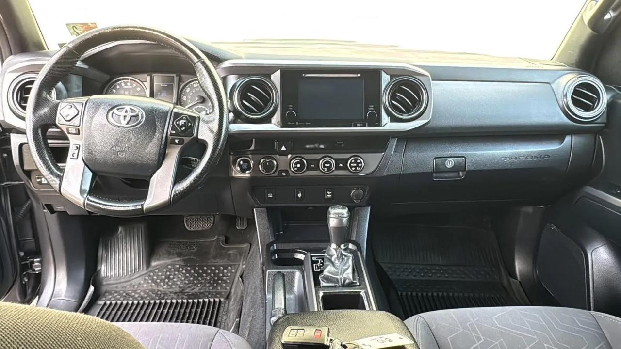 Toyota Tacoma 4WD Double Cab V6 MT TRD Off Road (Natl) 2016